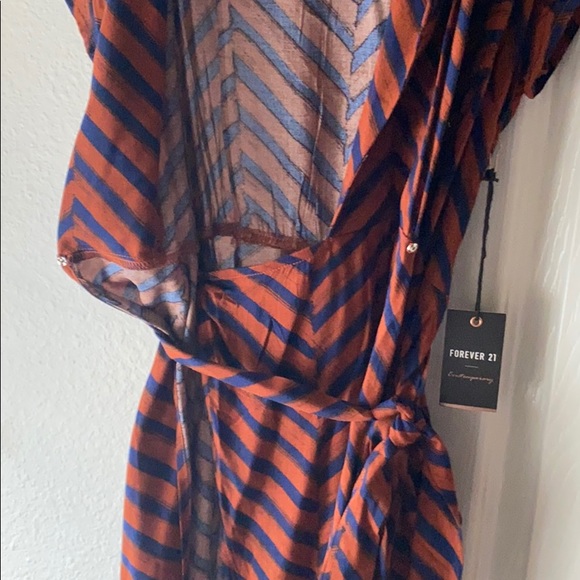 Dress - Picture 11 of 12